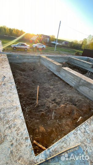 Бригада строителей