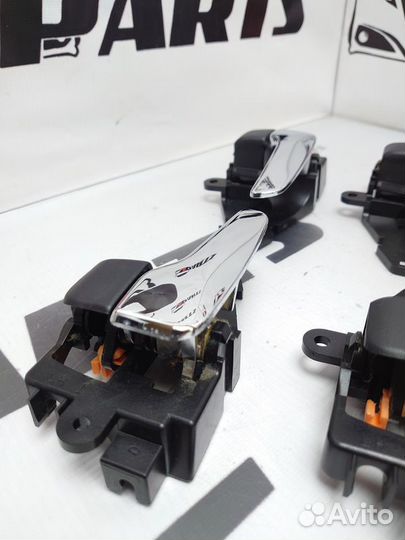 Ручка двери внутренняя Mitsubishi Outlander