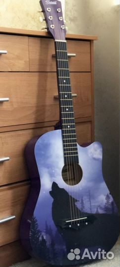 Акустическая гитара