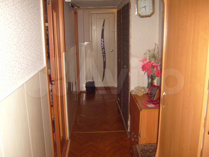 Комната 13 м² в 3-к., 1/9 эт.