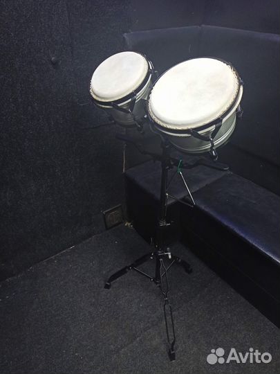 Бонги со стойкой