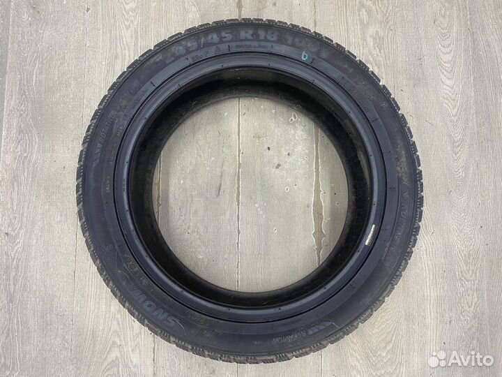 Kormoran Snow 245/45 R18