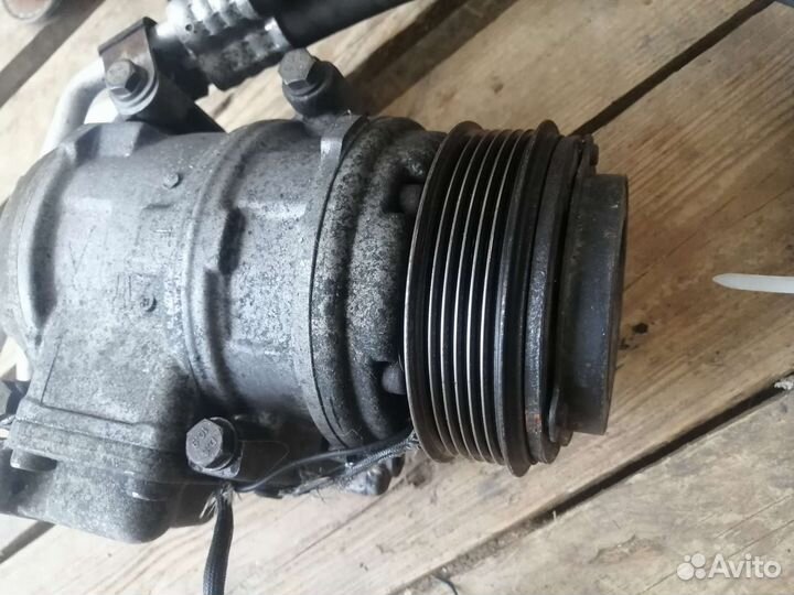 Компрессор кондиционера. Для Ssang Yong Istana