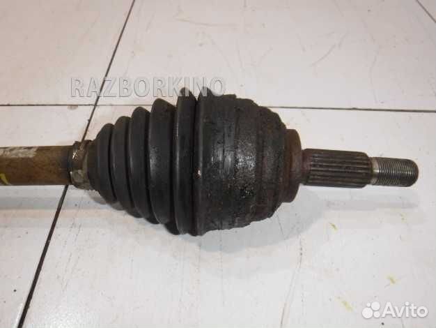 Привод передний правый