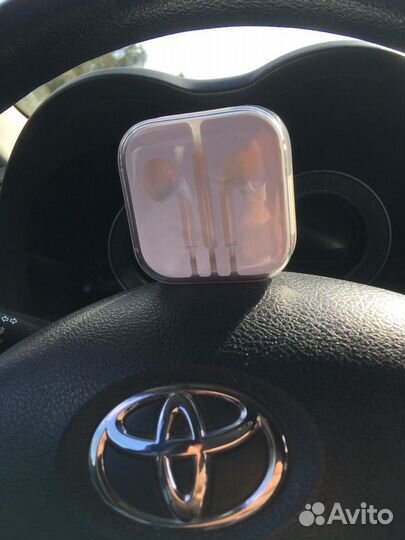 Коробка (box) от наушников EarPods Apple SE. Ориги
