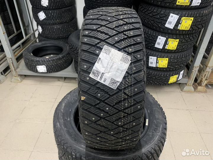 Goodyear Ultragrip Ice Arctic 215/55 R16 97T