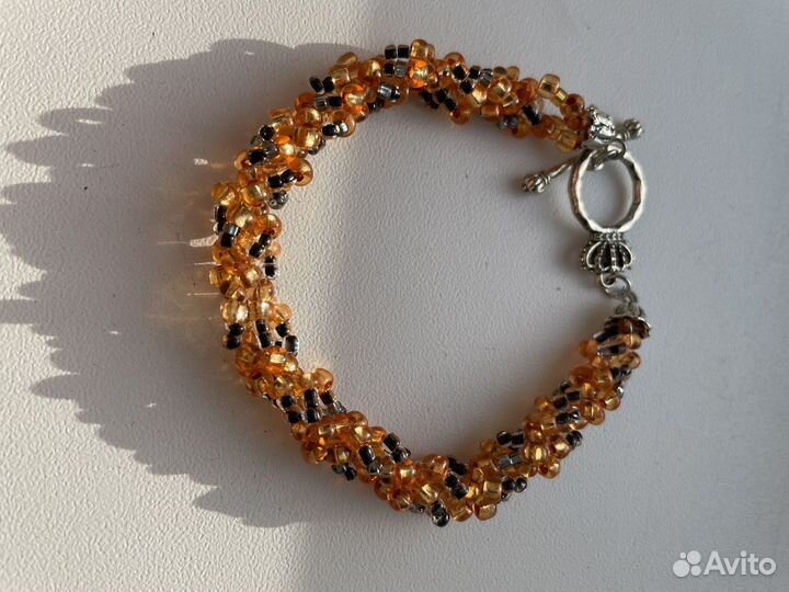 Браслеты из бисера