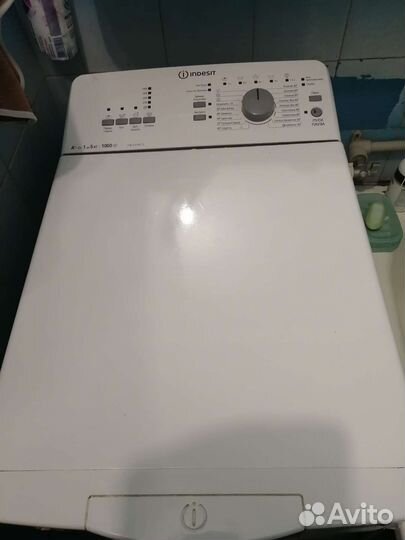 Стиральная машина с вертикальной загрузкой