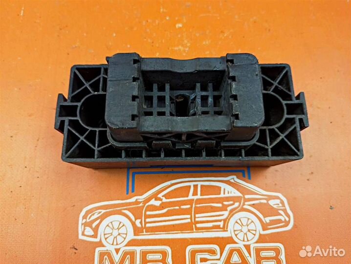 Поддомкратник w166 GL-class 278.928 (4.7 ) 26