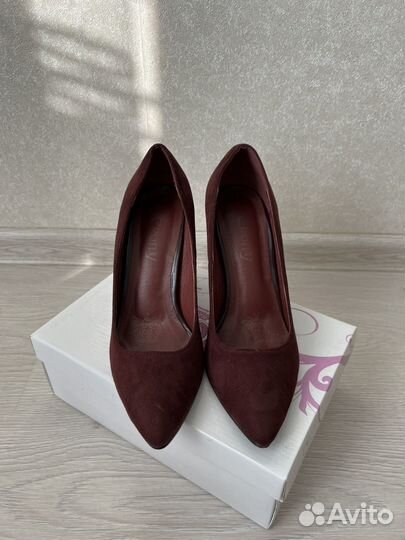 Бархатные бордовые лодочки