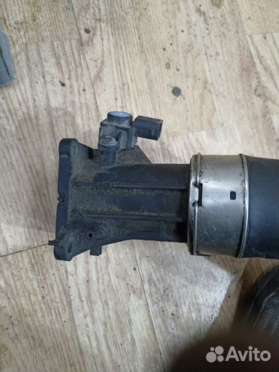 Патрубок впускного коллектора Mercedes-Benz