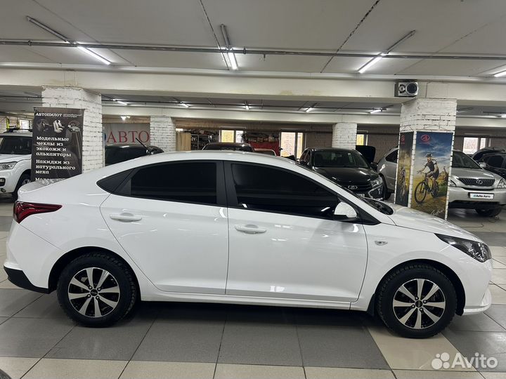 Hyundai Solaris 1.6 AT, 2022, 38 500 км