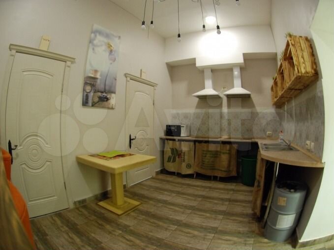 Комната 8 м², 1/9 эт.