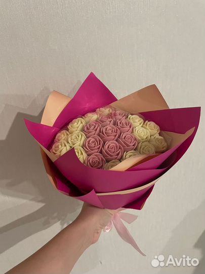 Букет из шоколадных роз