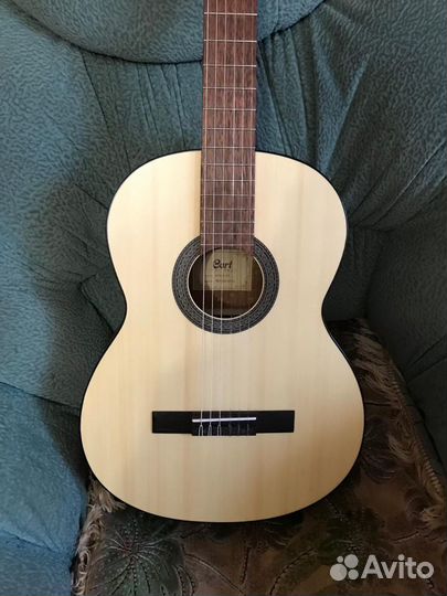 Классическая гитара Cort AC100