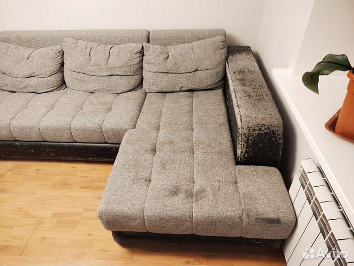 Большой угловой диван бу