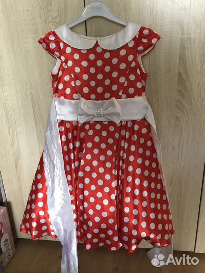 Нарядное платье для девочки рост 122-128