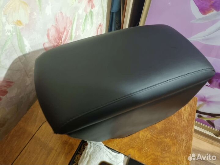 Подлокотник Astra J