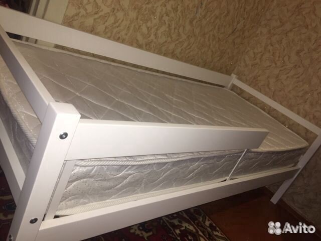 Детская деревянная кровать-тахта