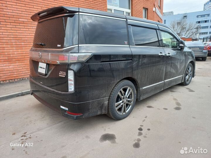 Nissan Elgrand 2.5 CVT, 2018, 123 100 км