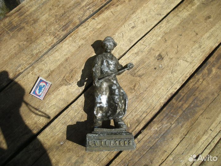 Фигурка сталевар krakow 5 viii 1963 ал-я статуэтка