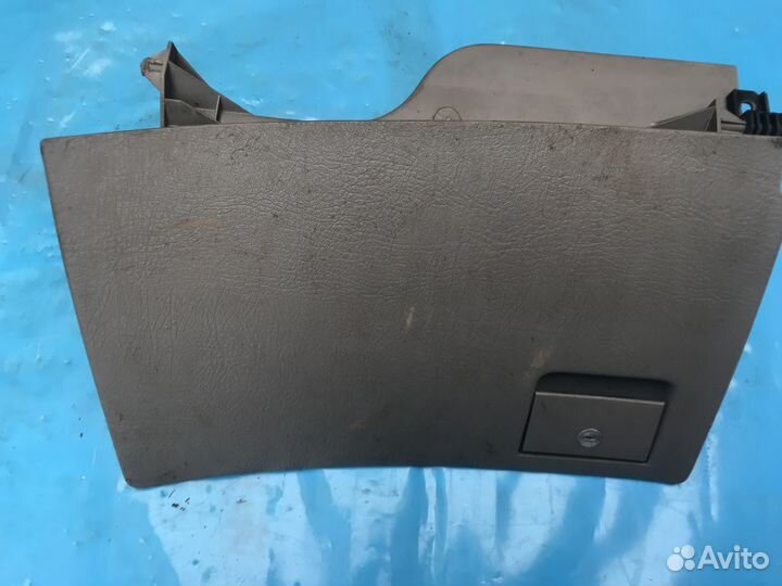 Бардачок Audi 80/90 B3 Ауди