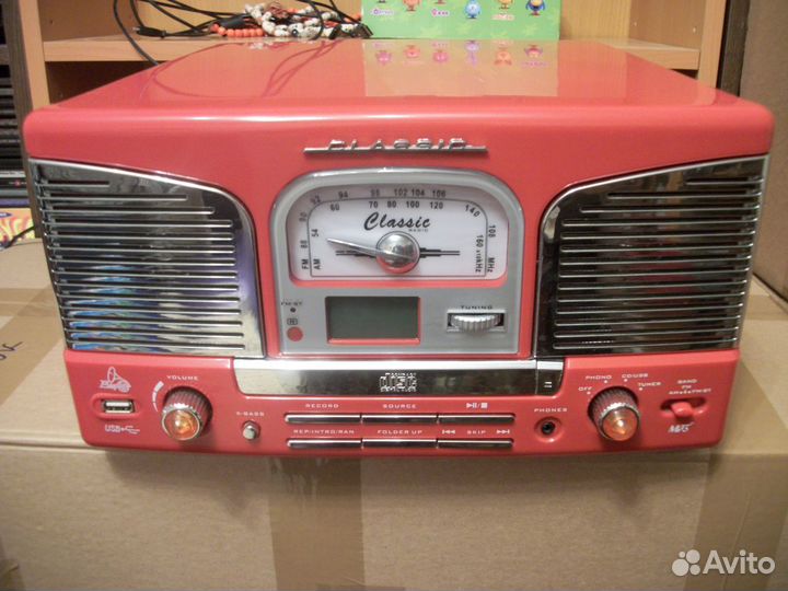 Винил, компакт, USB и радио - сразу