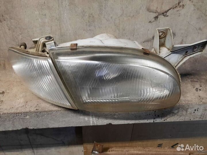 Передняя правая фара hyundai accent x3