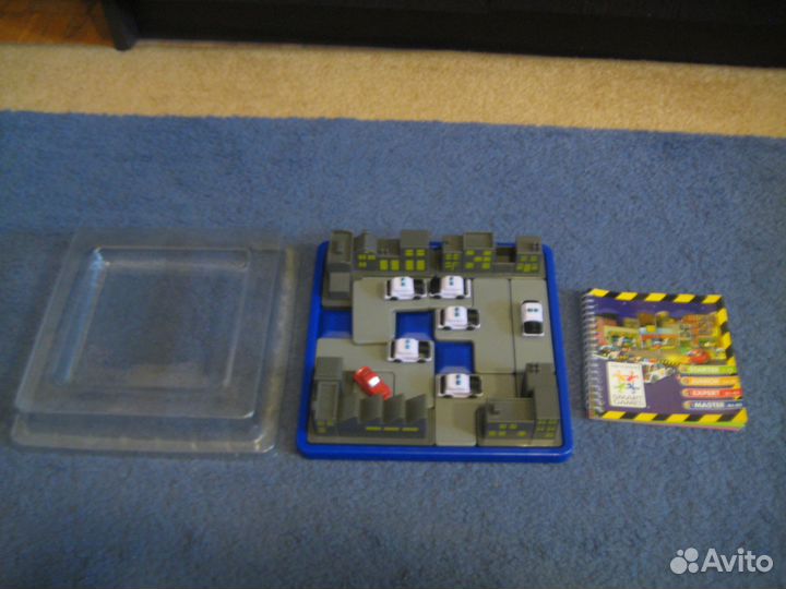 Настольная игра,кубики дер.грузовик-гараж+машинки