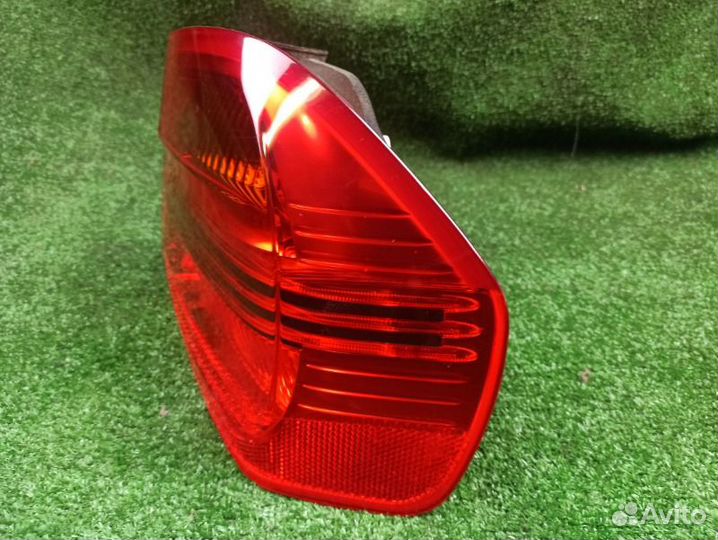 Задний фонарь правый Bmw E90