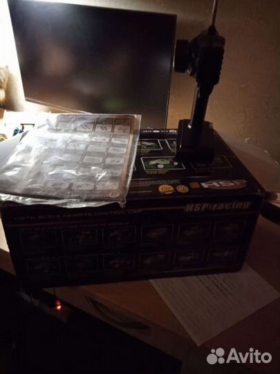 Машина на радиоуправлении 1/16