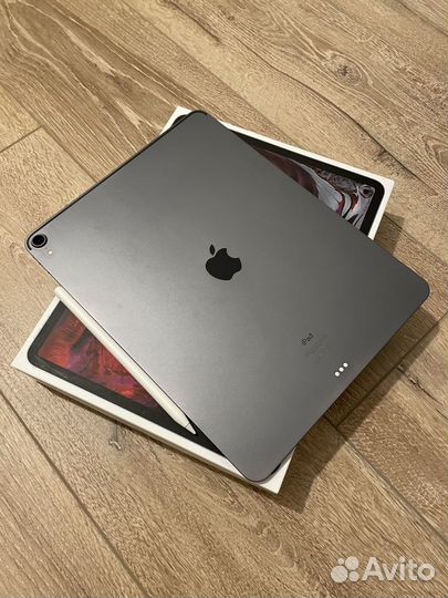 iPad pro 12.9 дюймов 2018г 64gb