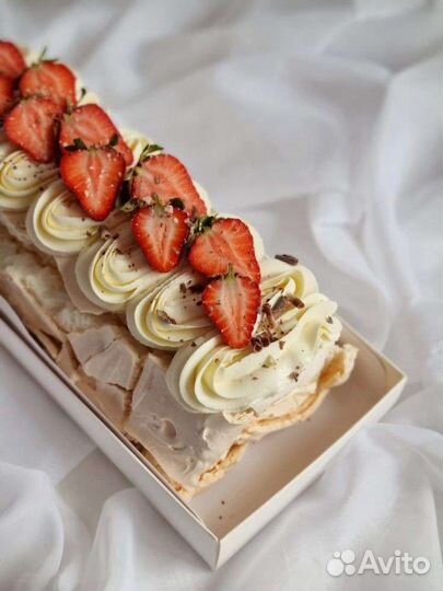 Меренговый рулет