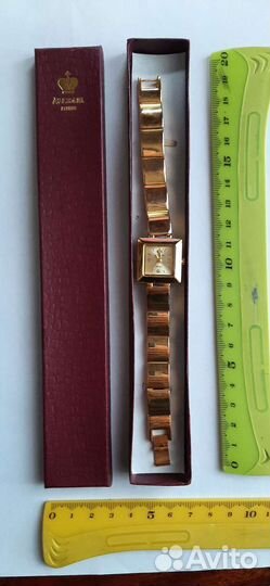 Часы наручные