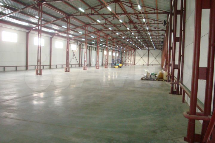 Склад, 1800 м²