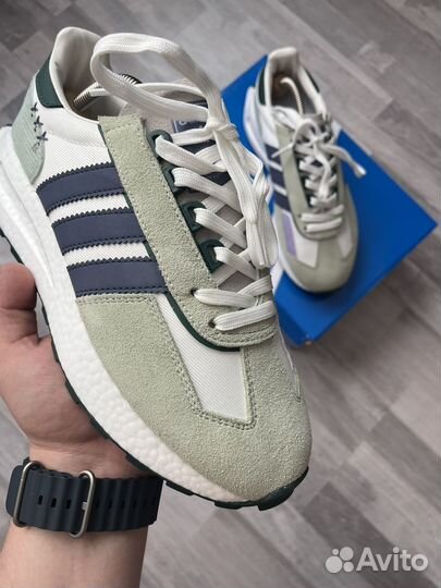 Кроссовки adidas retropy e5