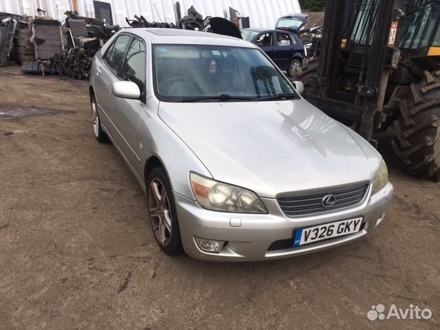 Разбор на запчасти Lexus IS