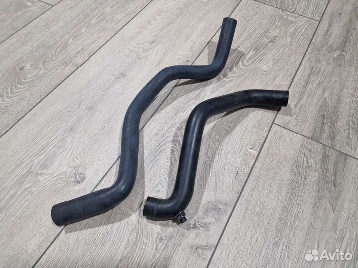 Патрубок радиатора печки спускником Audi 80 B4/B3