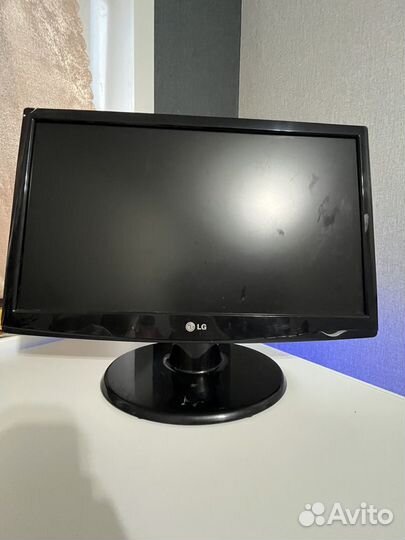 Монитор LG