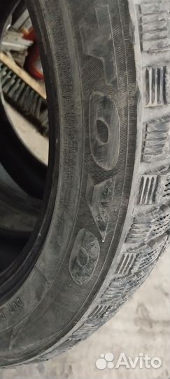 Toyo Observe G3-Ice 215/50 R17