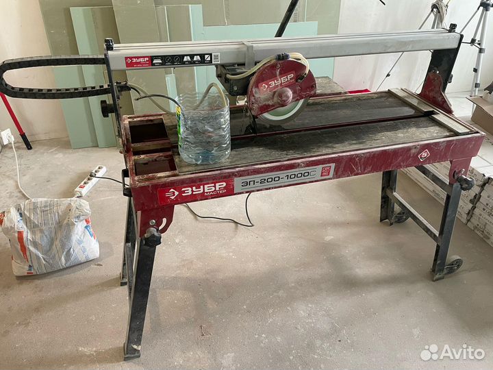 Плиткорез электрический водяной зубр