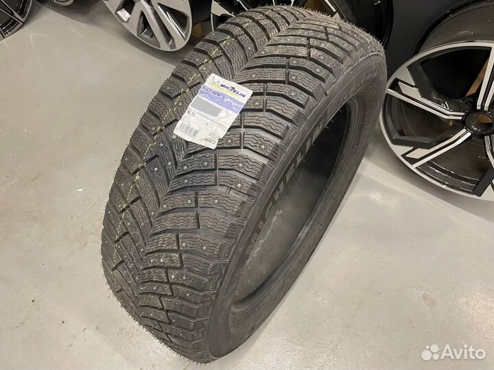 Michelin X-Ice North 4 215/60 R16 99T