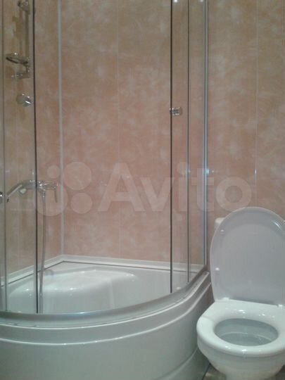 Комната 10 м² в 3-к., 1/1 эт.