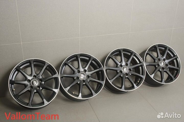 Лот M786894 Фирменные 17-е диски AFT