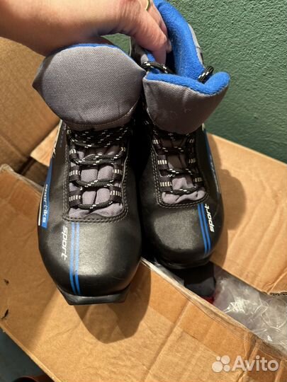 Ботинки лыжные,детские