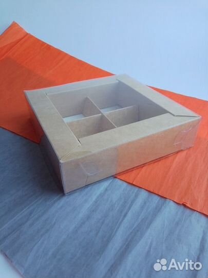 Коробка на 4 конфеты с прозрачной крышкой крафт