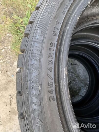 Dunlop SP Winter Ice 02 245/40 R18 97T