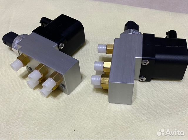 Новый блок клапанов пневмоподвески Mercedes W211