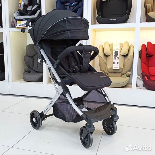 Легкая Прогулочная коляска Farfello Comfy Go черны