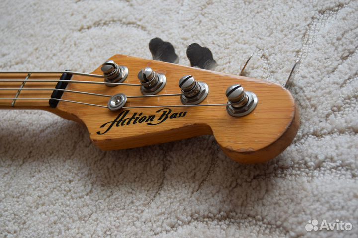 Бас гитара Musima Action Bass